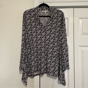 Chaus V Neck Tunic Black White Pink Floral Size XL